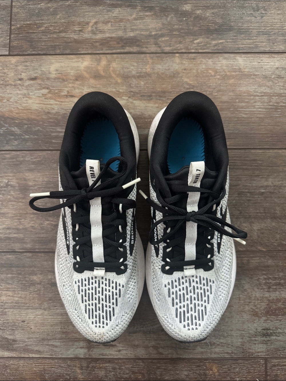 Brooks Revel 7 Women's Running Shoes - Black & White - Picture 3 of 5